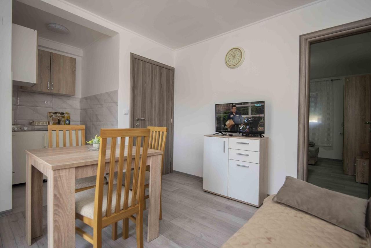 Apartment Miske Ivanica Екстериор снимка
