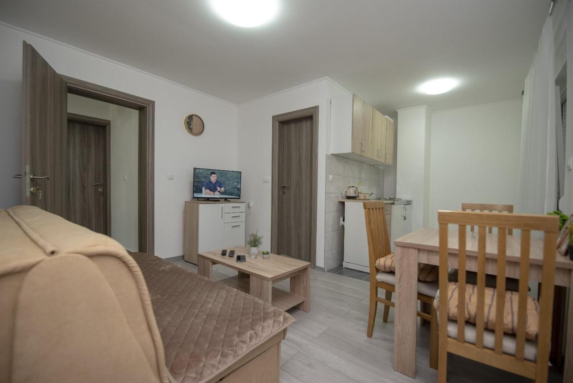 Apartment Miske Ivanica Стая снимка