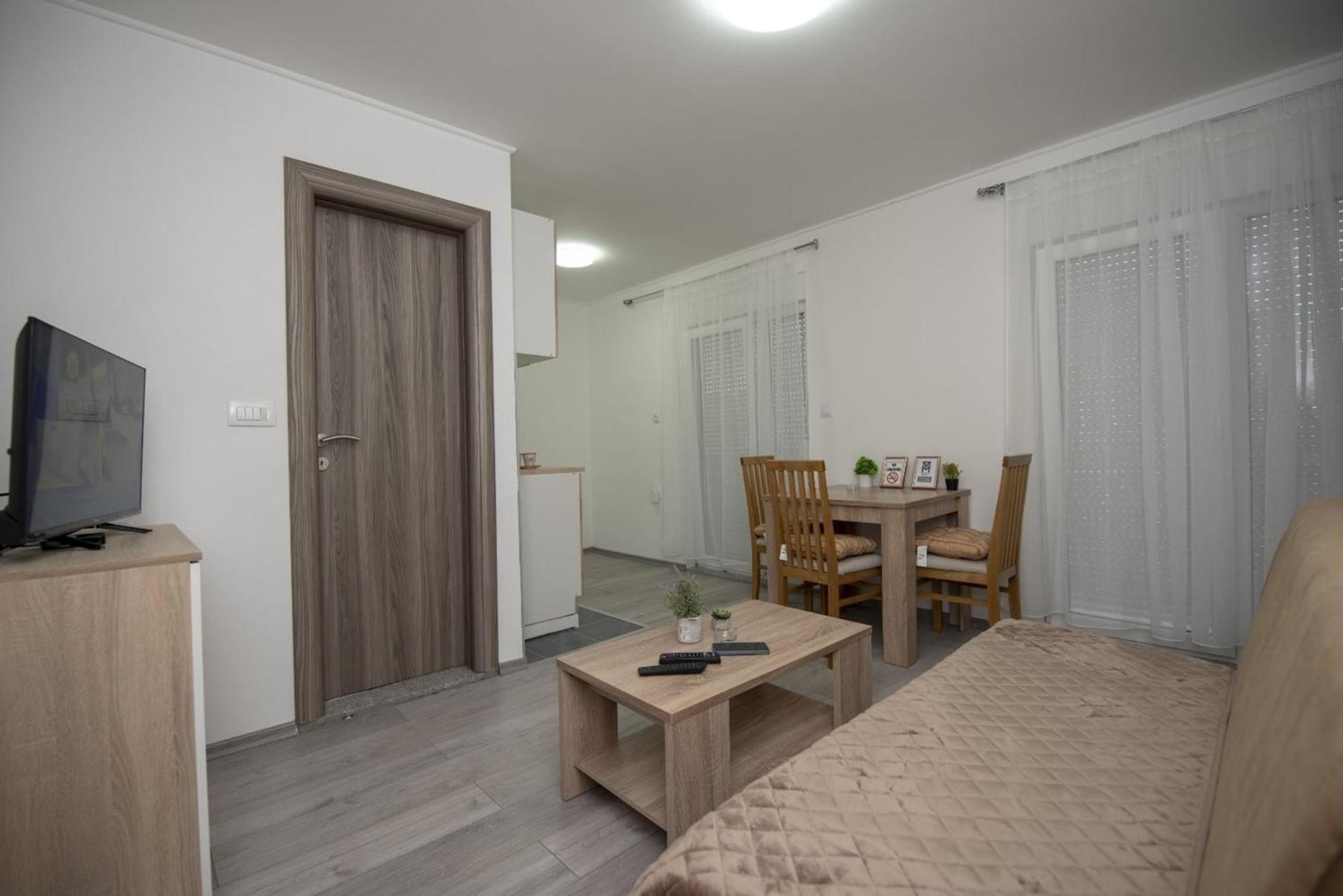 Apartment Miske Ivanica Стая снимка